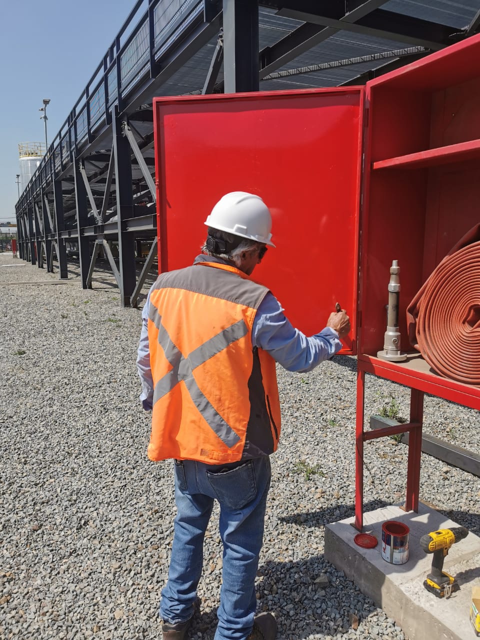 33A717C5-8AA4-42E9-8A98-9D259C8A361E